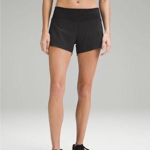 Lululemon Speed Up Mid-Rise Lined Short 4" (NWT)